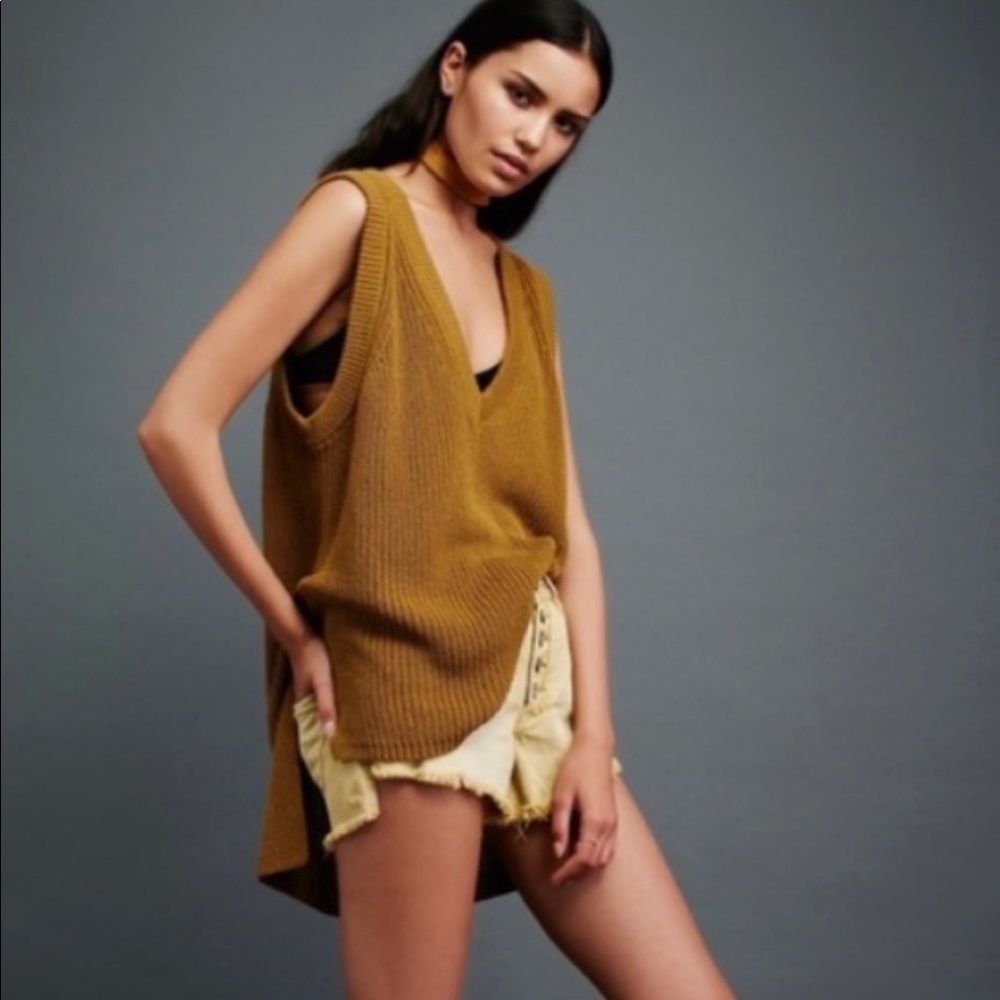 XS Free People Honey Drip Vest in Caramel